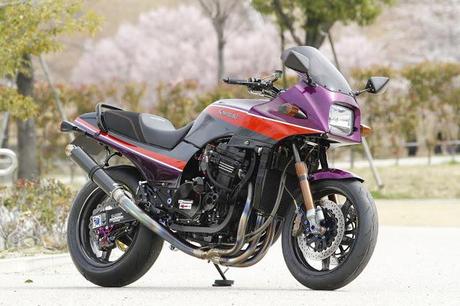 Kawasaki GPZ 900 R by Shabon Dama