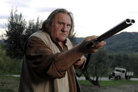 niente-puo-fermarci-gerard-depardieu-in-una-scena-del-film-275255