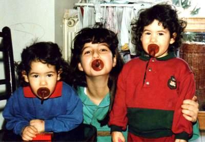 Due sorelline, invece... Beatrice, Virginia e Isotta nel 1992.