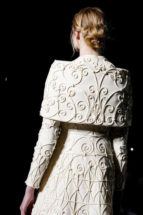 Valentino  Spring Summer 2013, Haute Couture collection-12