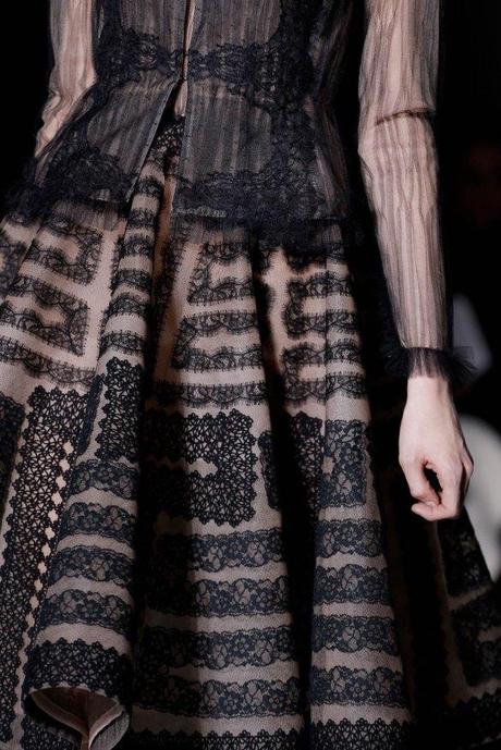 Valentino  Spring Summer 2013, Haute Couture collection-23