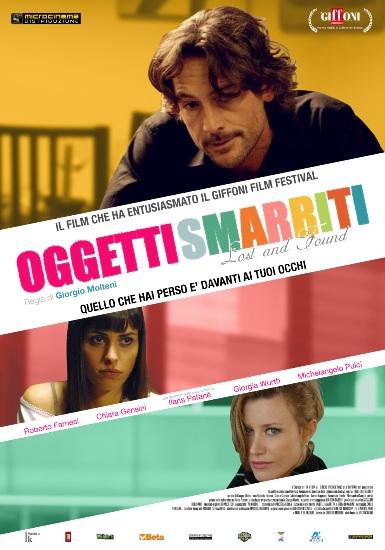 Oggetti Smarriti Locandina Oggetti smarriti: con Roberto Farnesi, Chiara Gensini e Giorgia Wurth, dall11 luglio al cinema