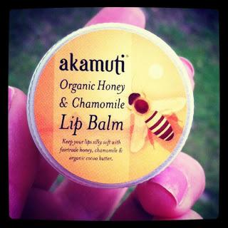 Akamuty organic honey & chamomile lip balm