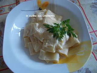 Calamarata Pasta Vera alla crema di salmone