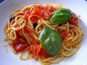 Intervista gastronomica ad Emanuela Ersilia Abbadessa Linguine ai pomodori di pachino
