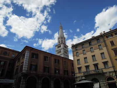 Il borgo antico di Modena