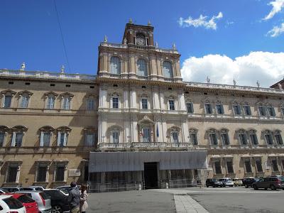 Il borgo antico di Modena