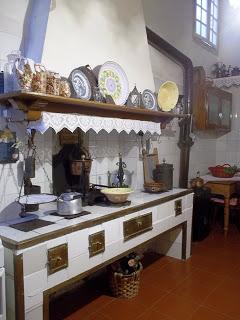 riassunto /all tomorrow parties