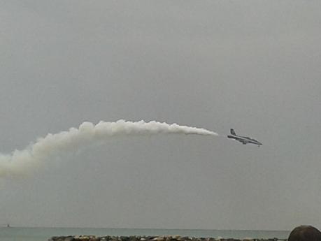 ORGOGLIO ITALIANO - Frecce Tricolore -  rfilessioni ad alta voce