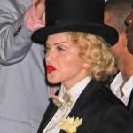 New York, Madonna con la tuba: l’omaggio a Marlene Dietrich