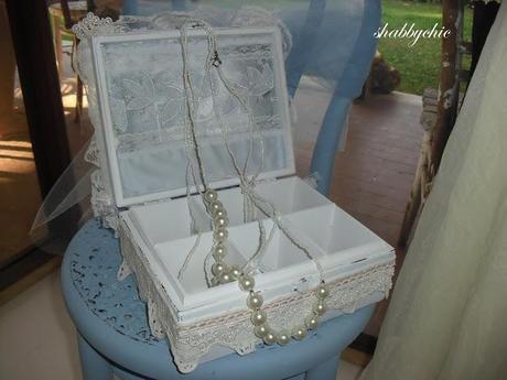 shabbychic,una scatola ripensata