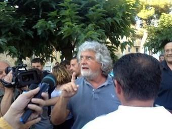 Grillo, faremo Camere extraparlamentari