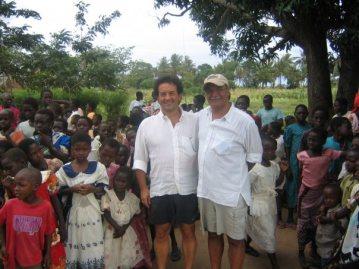 Mauro Baccega e Francesco Salzone in Kenia per aiutare i poveri.