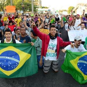 brasile-manifestazioni-contro-mondiali-2014