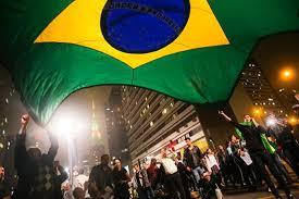 La protesta invade le strade del Brasile