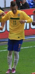 Italia-Brasile 2 – 4. Lezione di calcio brasiliana Neymar, Italia, Brasile, Giaccherini, Pirlo, Balotelli, Fred, Prandelli, Hulk, Maggio, Chiellini