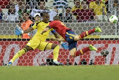 Nigeria-Spagna 0-3: dominio spagnolo, Aquile a casa