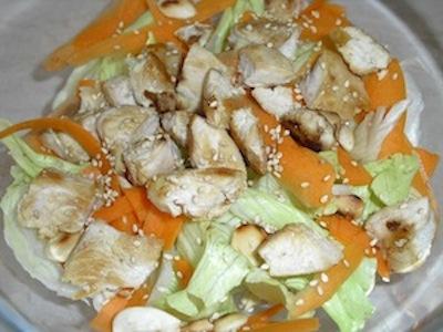 insalatona-pollo-mandorle-1