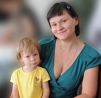 Ekaterina, 2 anni e una grave malformazione. È stata salvata grazie ai medici italiani