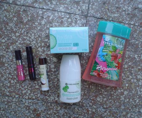 Io, Miss Popper e l'altro + piccolo haul Yves Rocher