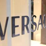 Versace: o in Borsa o vende. Decisione in autunno