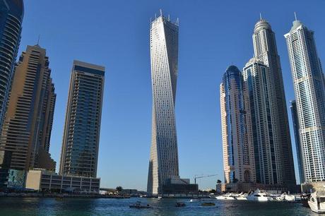 A DUBAI VIENE INAUGURATA CAYAN TOWER