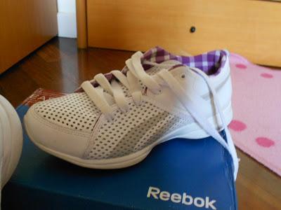 Rassodiamoci un pò! Scarpe Reebok Easytone: prova su strada per voi e confronto che le Sketchers Shape ups.