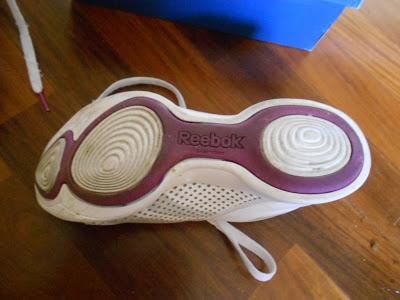 Rassodiamoci un pò! Scarpe Reebok Easytone: prova su strada per voi e confronto che le Sketchers Shape ups.