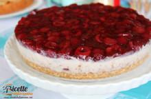 Cheesecake alla ricotta e ciliegie