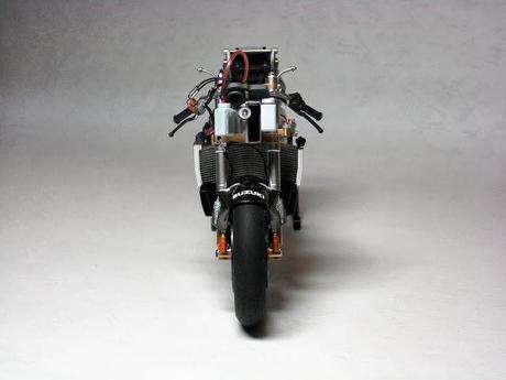 Suzuki RGV 500 Γ XR89 Y.Kagayama 1999 by Luyan Wen (Tamiya)