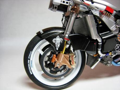 Suzuki RGV 500 Γ XR89 Y.Kagayama 1999 by Luyan Wen (Tamiya)