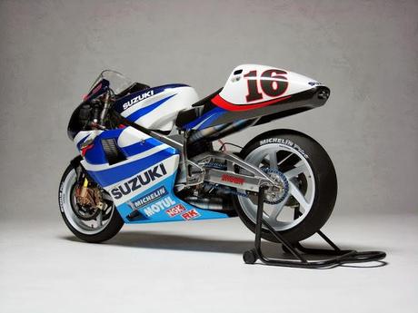 Suzuki RGV 500 Γ XR89 Y.Kagayama 1999 by Luyan Wen (Tamiya)