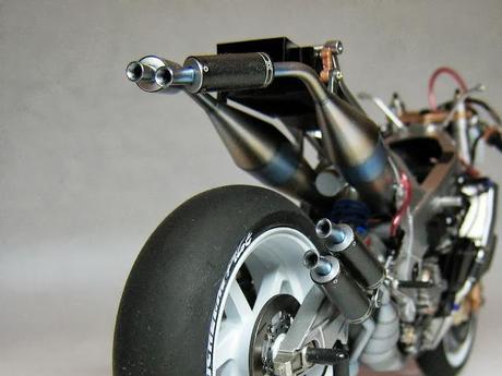 Suzuki RGV 500 Γ XR89 Y.Kagayama 1999 by Luyan Wen (Tamiya)