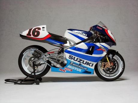 Suzuki RGV 500 Γ XR89 Y.Kagayama 1999 by Luyan Wen (Tamiya)