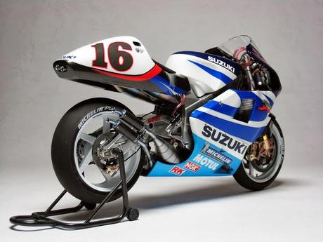 Suzuki RGV 500 Γ XR89 Y.Kagayama 1999 by Luyan Wen (Tamiya)