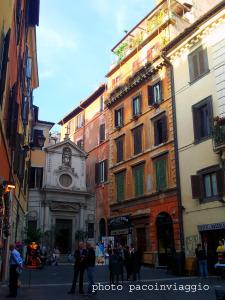 piazza santa barbara dei librari