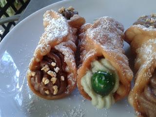 Cannoli Siciliani.