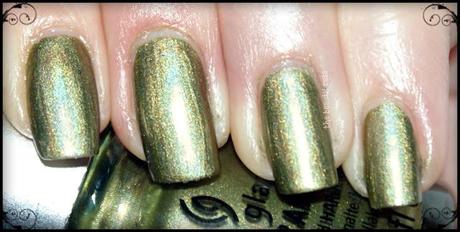 [HOLOTHON] #2 China Glaze Holographic OMG A UFO