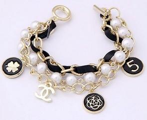 Black Flower Pendant Multilayer Bracelet 11050715-520