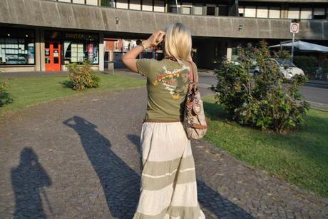 MAXI SKIRT AND A MILITARY GREEN TEE