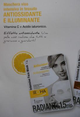 Appena provata: maschera viso in tessuto Iroha Nature....rimedio d'emergenza per appuntamenti galanti. Appena provata: maschera viso in tessuto Iroha Nature....rimedio d'emergenza per appuntamenti galanti.