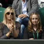 Maria Sharapova innamorata sugli spalti di Wimbledon01