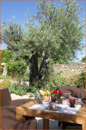 un’ Hostellerie de Charme a Menerbes nel Luberon