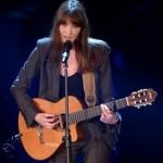 Carla Bruni versione popstar: jeans, stivali e primo tour Usa