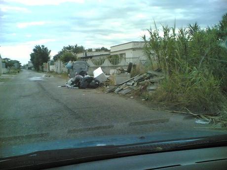 #stopamianto Rifiuti e amianto a Torre Mileto/Schiapparo ma nessuno raccoglie