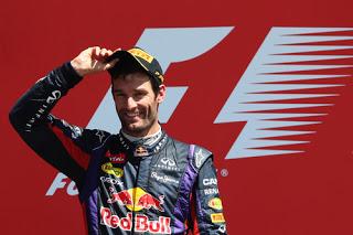 Mark Webber raggiante per il secondo posto nel GP di Silverstone