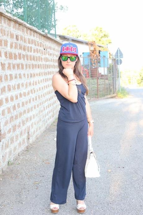 Outfit A sporty-pop