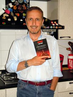 IN CUCINA CON LO SCRITTORE Dario Tonani,“Mondo9”, Delos Books, 2012