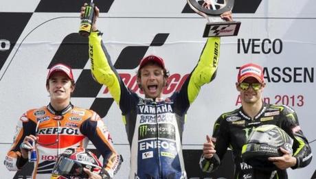 Valentino Rossi torna a vincere ad Assen