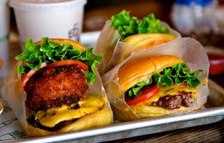 Shake Shack apre a Londra! Pronti per gustare i suoi mega hamburger??